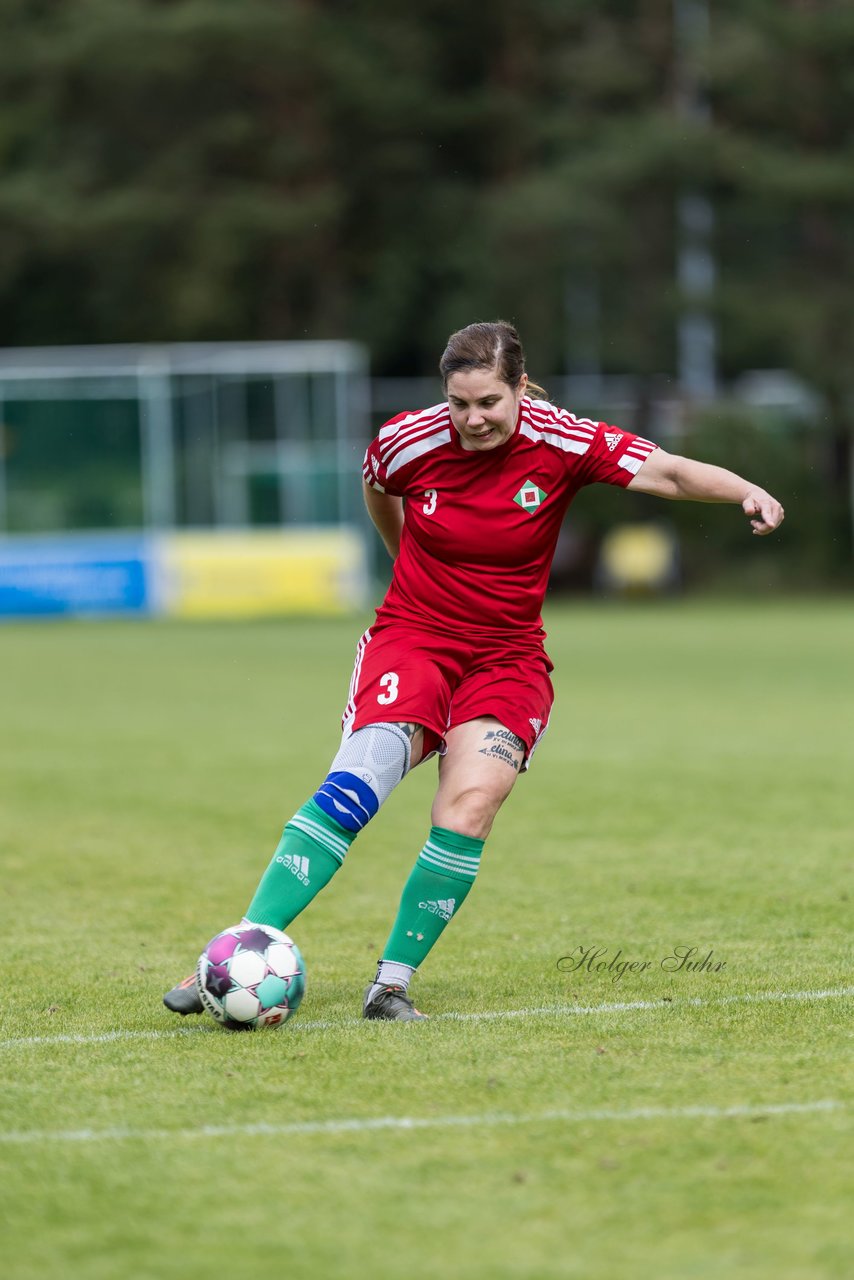 Bild 104 - F SV Boostedt - SV Fortuna St. Juergen : Ergebnis: 2:1